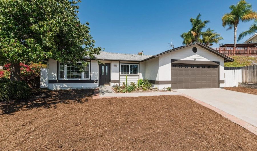 3325 Heather Ln, Oceanside, CA 92056 - 3 Beds, 2 Bath