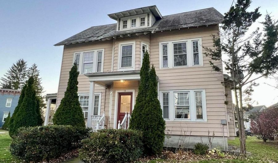 14 Woodlawn Ave, Albany, NY 12208 - 3 Beds, 2 Bath
