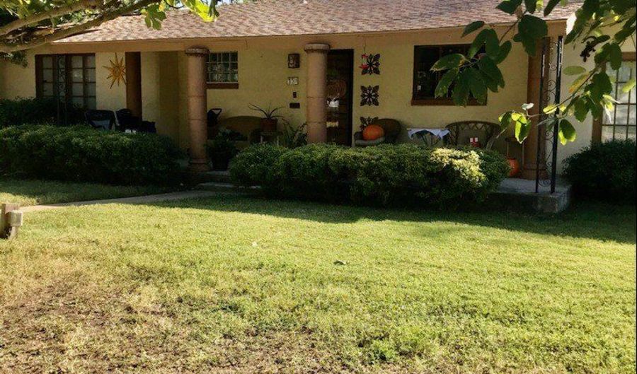 118 E ELMVIEW Pl, Alamo Heights, TX 78209 - 4 Beds, 2 Bath