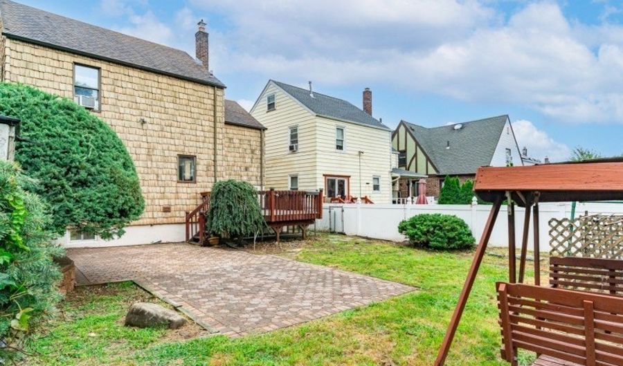 14 Melwex St, Belleville, NJ 07109 - 3 Beds, 2 Bath
