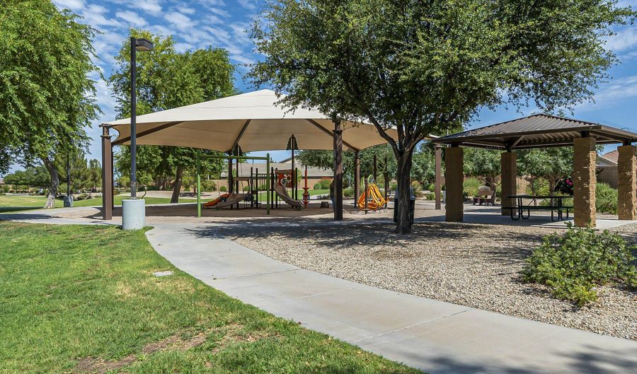 4093 E Westchester Dr, Chandler, AZ 85249 - 3 Beds, 2 Bath