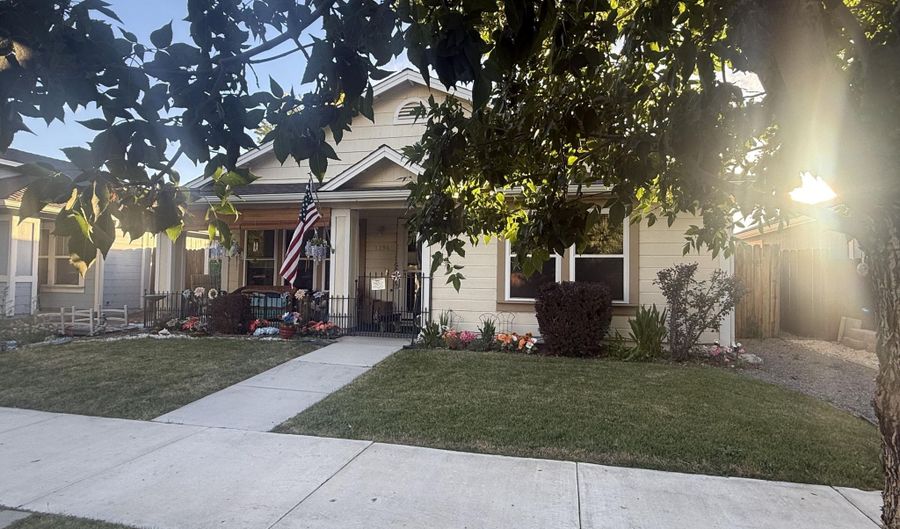 1394 Pin Oak Dr, Gardnerville, NV 89410 - 3 Beds, 2 Bath