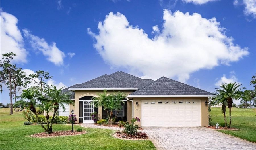 4309 N Course Ln, Avon Park, FL 33825 - 3 Beds, 2 Bath