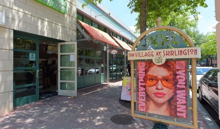 4113 S FOUR MILE RUN Dr #404, Arlington, VA 22204 - 2 Beds, 2 Bath