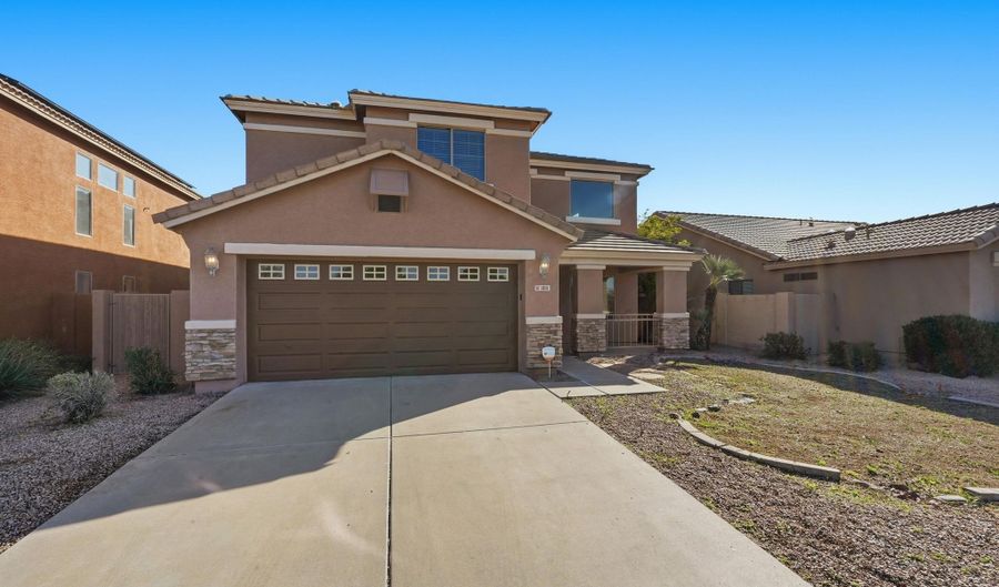 1810 N MCDONALD St, Casa Grande, AZ 85122 - 5 Beds, 3 Bath