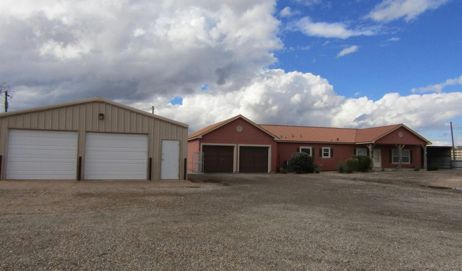 1401 W Bowman Dr, Artesia, NM 88210 - 3 Beds, 2 Bath