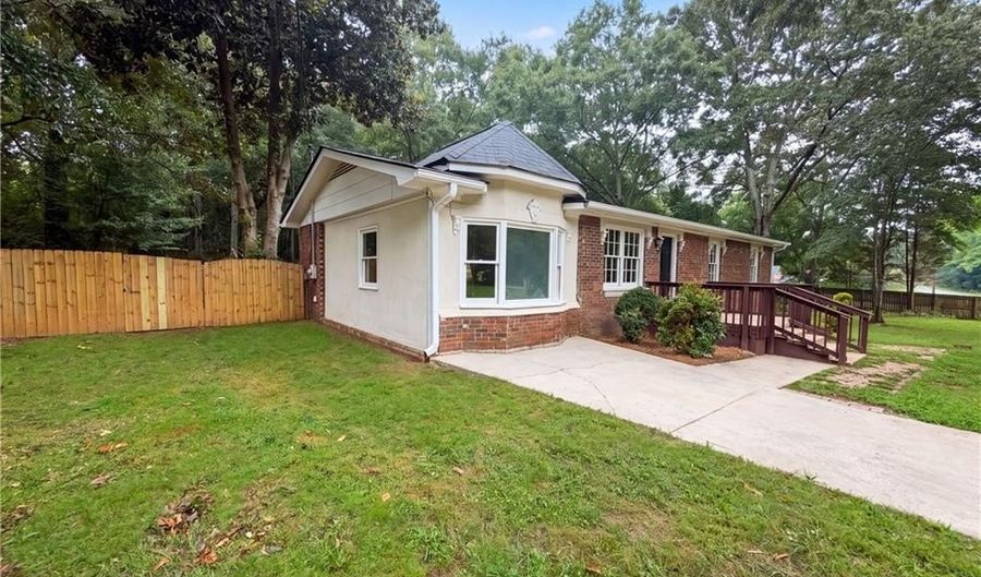 500 Kilcrease Rd, Auburn, GA 30011 - 3 Beds, 1 Bath