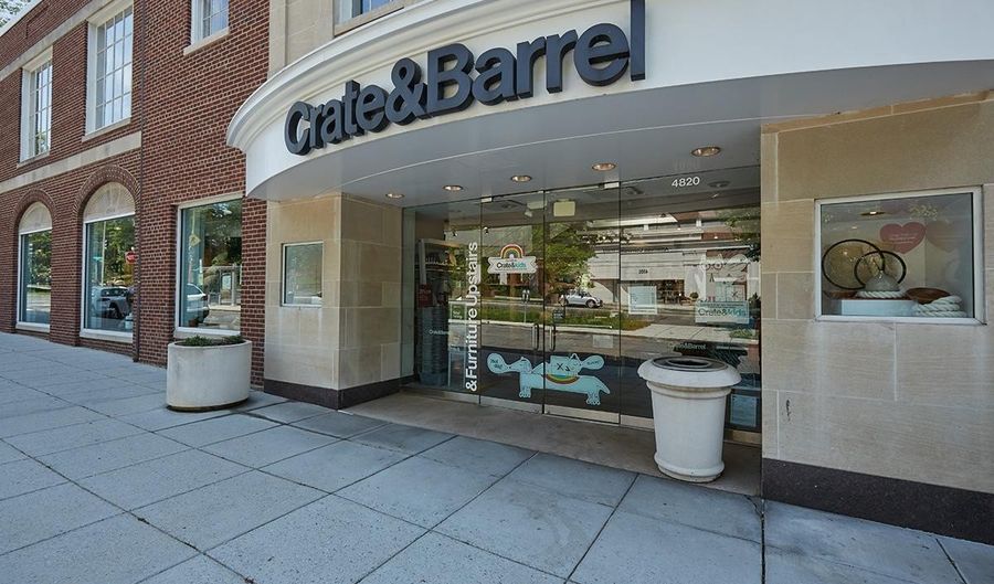 4826 BUTTERWORTH Pl NW, Washington, DC 20016 - 3 Beds, 2 Bath
