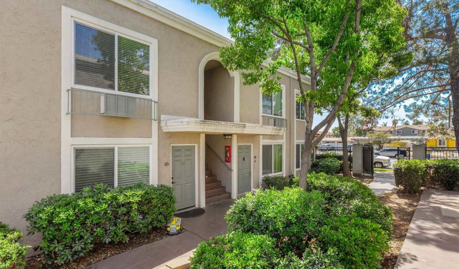 1240 N Broadway 8, Escondido, CA 92026 - 2 Beds, 2 Bath
