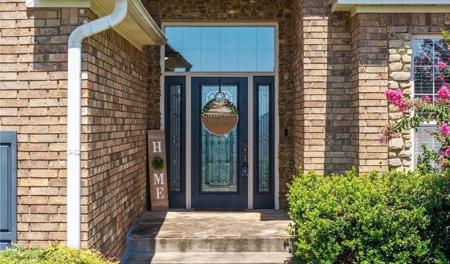 3904 Golf Course Dr, Alma, AR 72921 - 4 Beds, 4 Bath