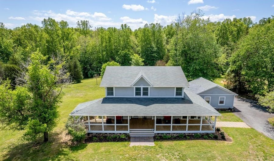 6070 FREDERICKSBURG Rd, Barboursville, VA 22923 - 4 Beds, 3 Bath