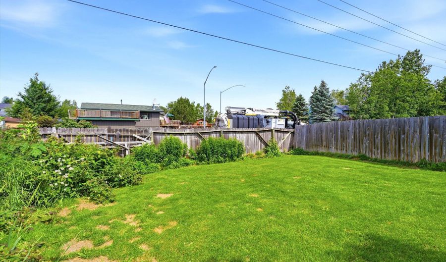 8361 Ragged Top Cir, Anchorage, AK 99504 - 3 Beds, 2 Bath