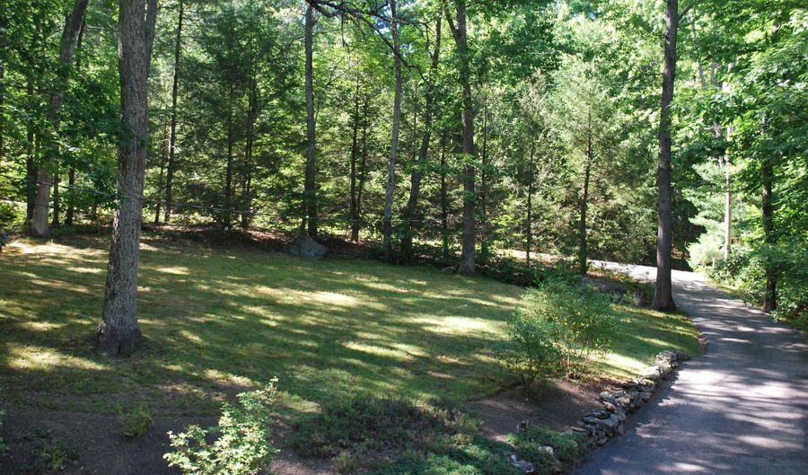 43 Camelot Dr, Bedford, NH 03110 - 4 Beds, 3 Bath