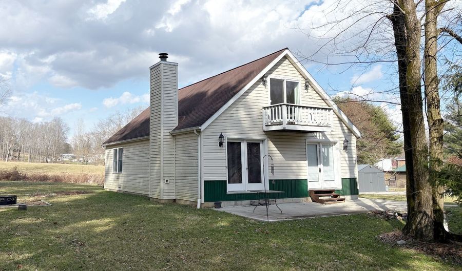 5910 Vore Ridge Rd, Athens, OH 45701 - 4 Beds, 1 Bath