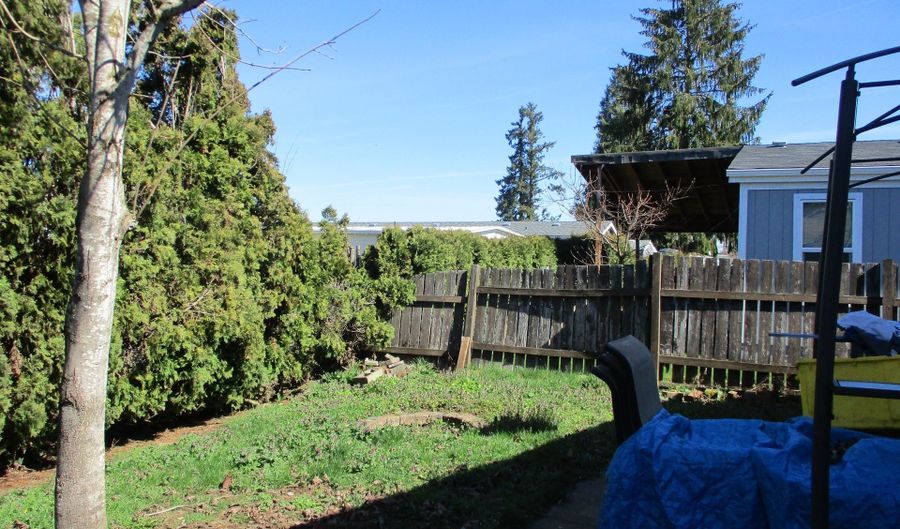 1111 SE 3RD Ave 30, Canby, OR 97013 - 3 Beds, 2 Bath