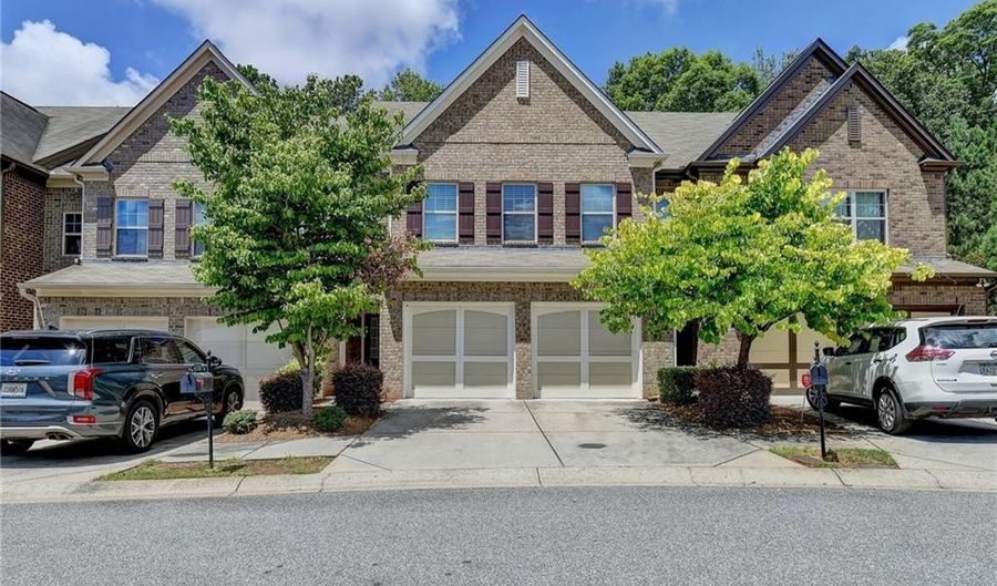 2152 Greencrest Cir, Alpharetta, GA 30004 - 3 Beds, 3 Bath