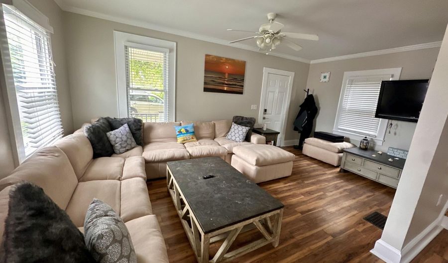 612 Sylvania Ave, Avon By The Sea, NJ 07717 - 3 Beds, 2 Bath