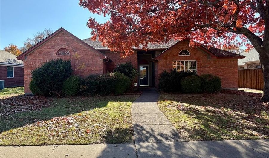 1414 Country Ln, Allen, TX 75002 - 4 Beds, 2 Bath