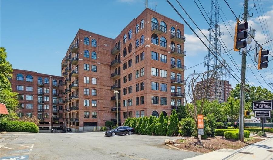 3235 Roswell Rd NE 821, Atlanta, GA 30305 - 2 Beds, 2 Bath