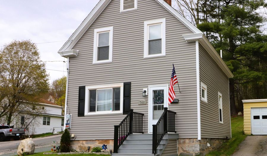 348 Champlain St, Berlin, NH 03570 - 3 Beds, 1 Bath