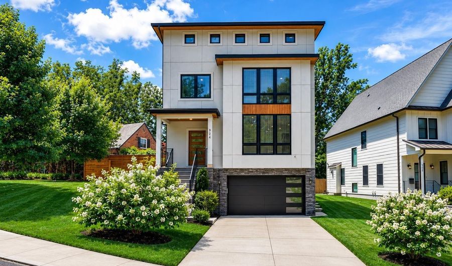 924 28TH St S, Arlington, VA 22202 - 6 Beds, 6 Bath