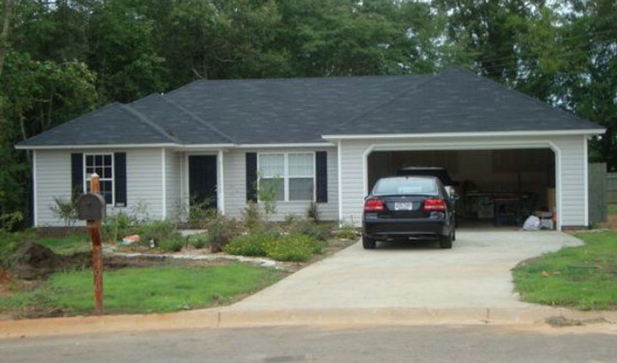 3496 Traditions Pl, Dalzell, SC 29040 - 3 Beds, 2 Bath