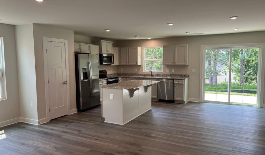 236 WHITE SANDS Blvd, Barboursville, VA 22923 - 3 Beds, 2 Bath