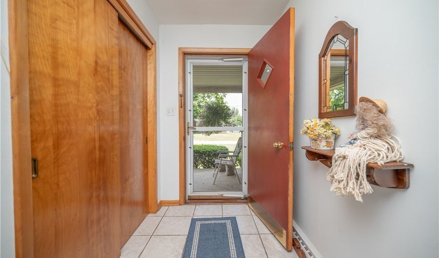 3867 Timber Ln, Austintown, OH 44511 - 3 Beds, 2 Bath