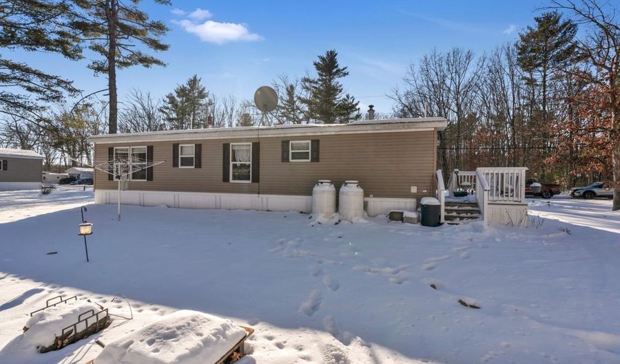39 Leisure Dr, Alfred, ME 04002 - 3 Beds, 2 Bath