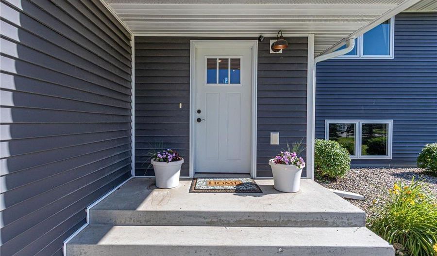 2580 Lois Ln SE, Alexandria, MN 56308 - 4 Beds, 2 Bath