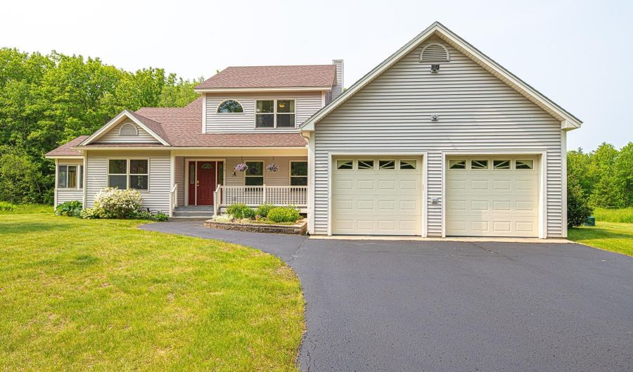 310 South Rd, Belmont, NH 03220 - 3 Beds, 3 Bath