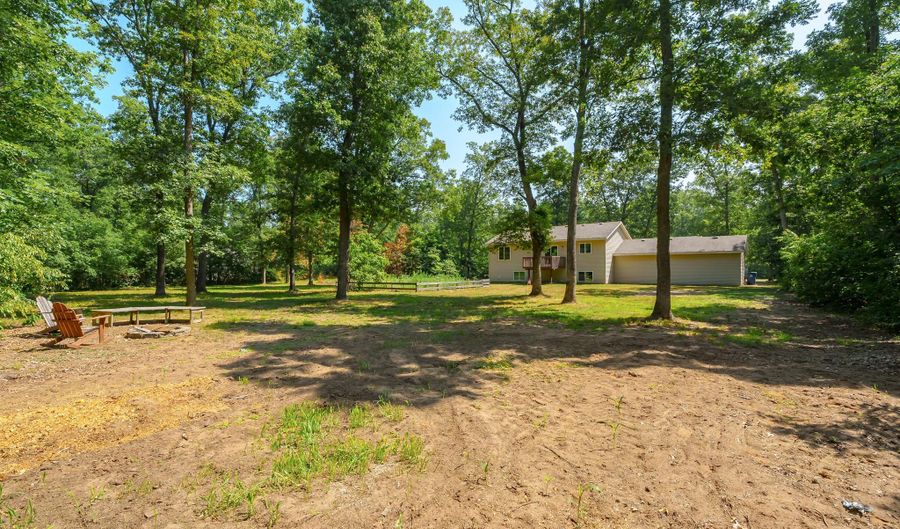1670 Nature View Ln, Allegan, MI 49010 - 5 Beds, 2 Bath