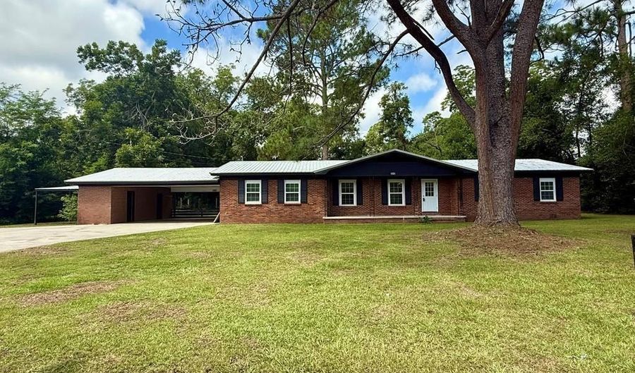 808 Laurel Ave, Adel, GA 31620 - 4 Beds, 3 Bath