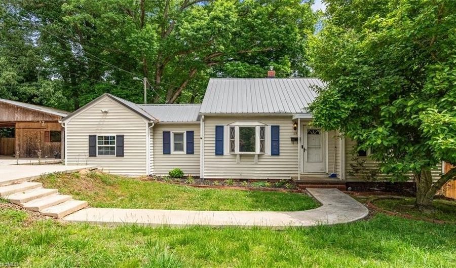 119 Oakhurst Dr, Asheboro, NC 27205 - 3 Beds, 2 Bath