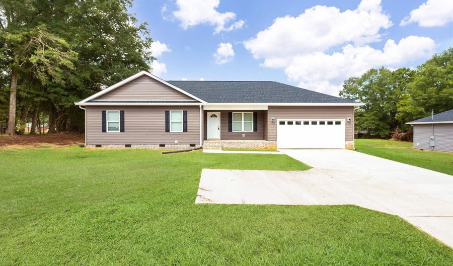 1551 ALEXANDRIA WELLINGTON Rd, Alexandria, AL 36250 - 3 Beds, 2 Bath
