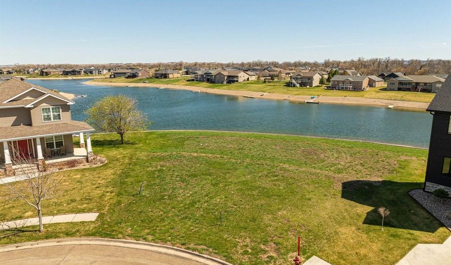 3821 Neptune Cir, Bismarck, ND 58504 - 0 Beds, 0 Bath