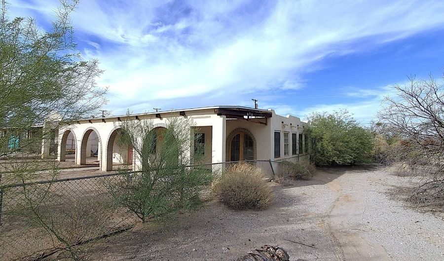 231 E Arroyo, Ajo, AZ 85321 - 2 Beds, 2 Bath