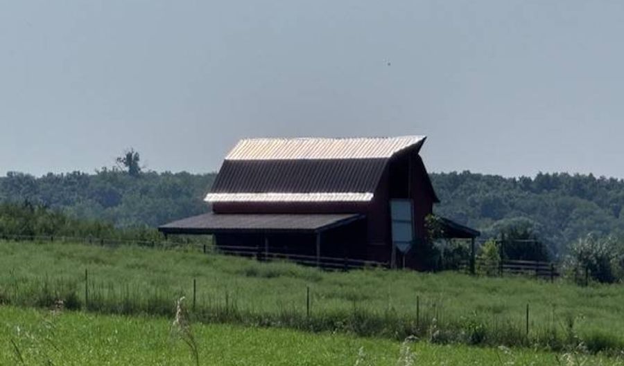 29600 175th St, Altamont, MO 64620 - 2 Beds, 1 Bath