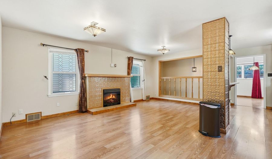 1101 Alpine Dr, Casper, WY 82601 - 4 Beds, 3 Bath