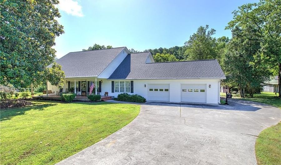 1180 Hall Station Rd NW, Adairsville, GA 30103 - 4 Beds, 4 Bath