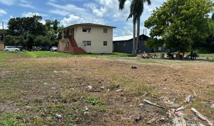724 SW Avenue B, Belle Glade, FL 33430 - 0 Beds, 0 Bath
