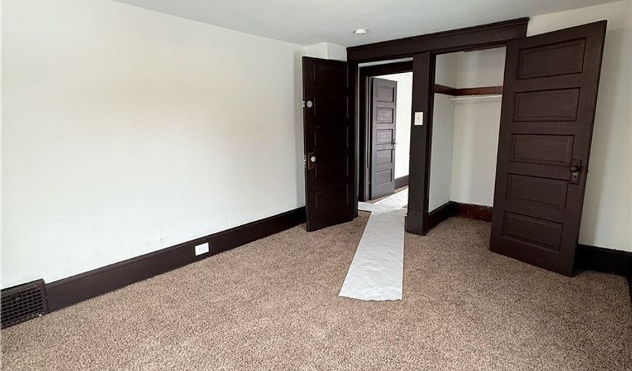 1433 Kenmore Blvd, Akron, OH 44314 - 1 Beds, 1 Bath