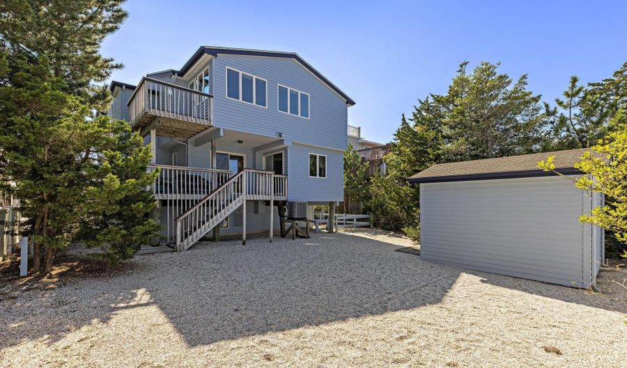 10 E 18TH, Barnegat Light, NJ 08006 - 5 Beds, 4 Bath