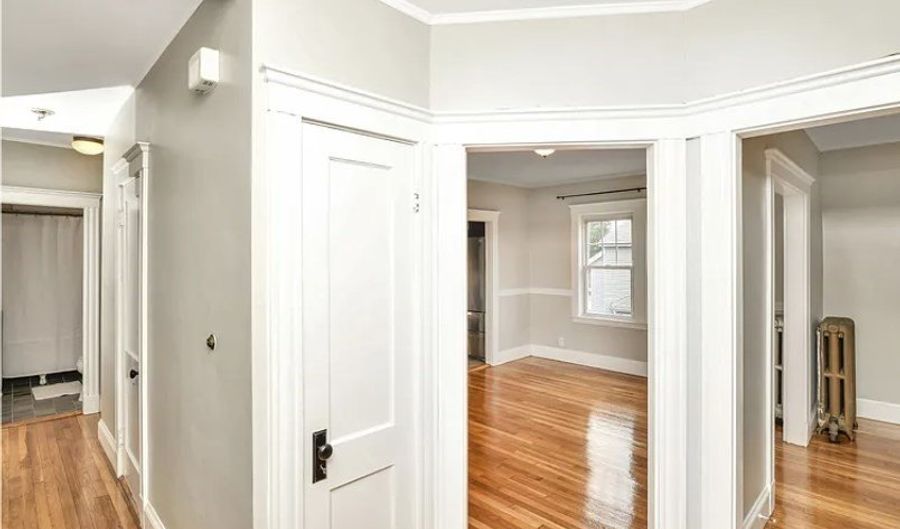559 Adams St 2, Boston, MA 02124 - 3 Beds, 1 Bath