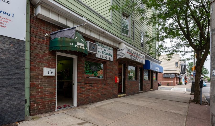 910-912 BROADWAY, Bayonne, NJ 07002 - 0 Beds, 0 Bath