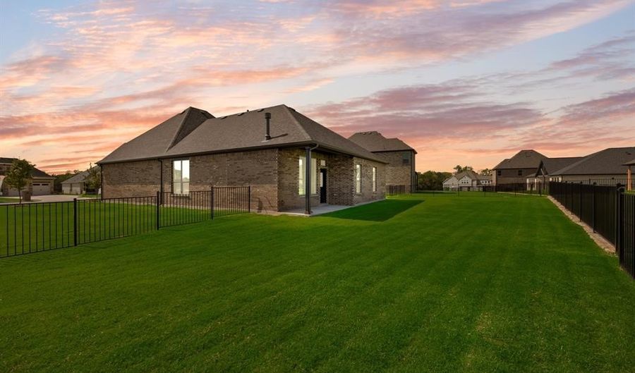 304 Big Antler Ct, Heath, TX 75032 - 3 Beds, 2 Bath