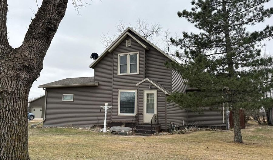 237 S Paul St, Appleton, MN 56208 - 3 Beds, 2 Bath