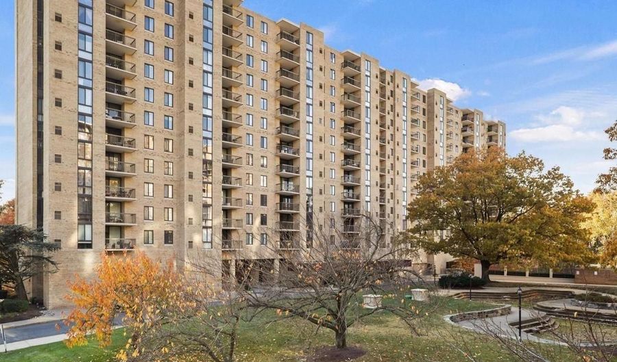 4500 S FOUR MILE RUN Dr #834, Arlington, VA 22204 - 2 Beds, 2 Bath
