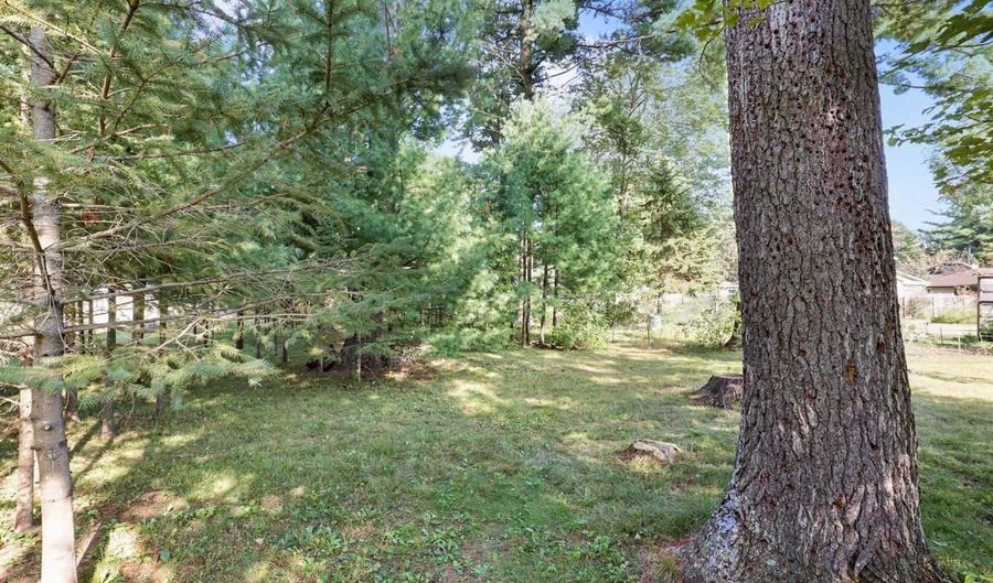 2841 Lincoln St, Wisconsin Rapids, WI 54494 - 0 Beds, 0 Bath
