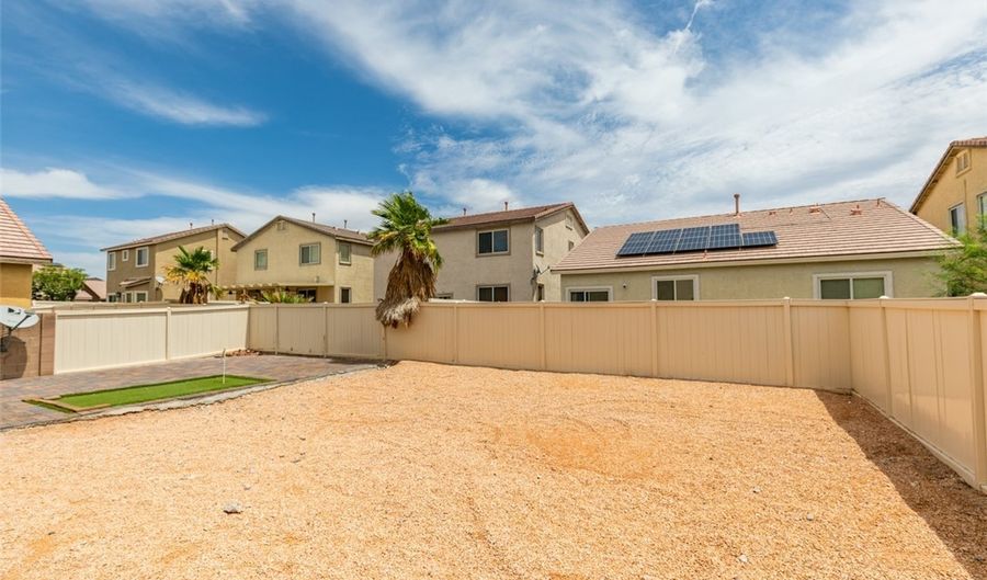 5324 Sweet William St, North Las Vegas, NV 89081 - 3 Beds, 3 Bath